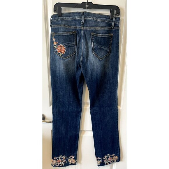 NWOT Driftwood Colette Stretch Denim Embroidered Floral Cuffed raw hem Jeans 29 - Picture 4 of 9